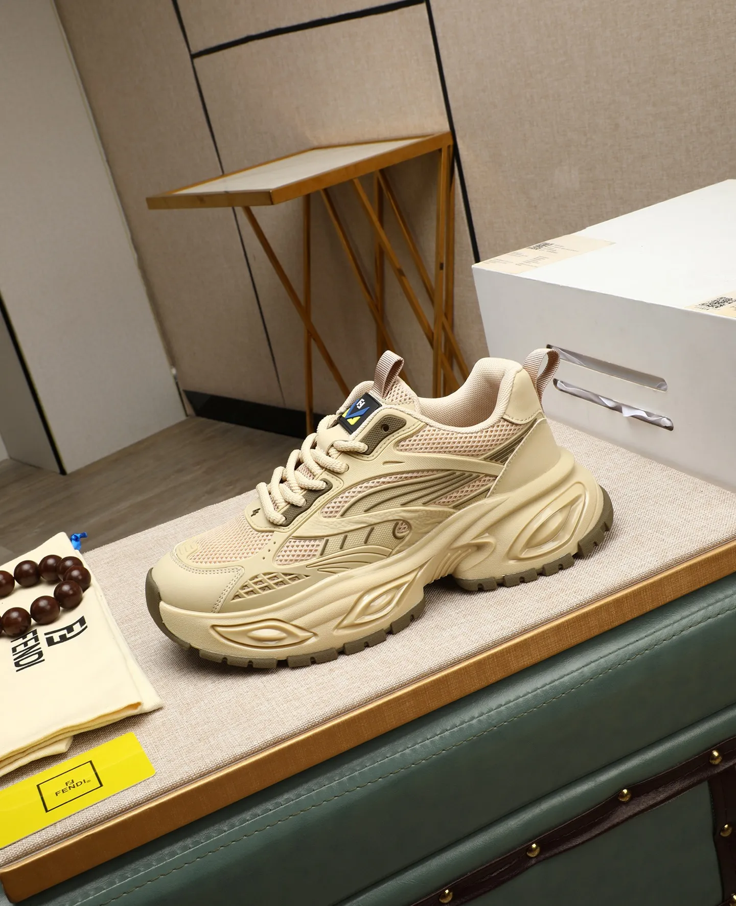 Men's shoes 💰460🕷🕷[FENDI] Fendi fashionable casual men's shoes 🇨🇳Original official website 1:1 model opening, new models are available first 💯Not high-profile but avant-garde, simple About low-key and fashionable, super versatile style 🌿 Made of original cowhide ➕ Pigskin lining 🎋 The version is comfortable on the feet, so rigorous for any small place, and the workmanship is first-class 🍍38-44 Large quantities in stock